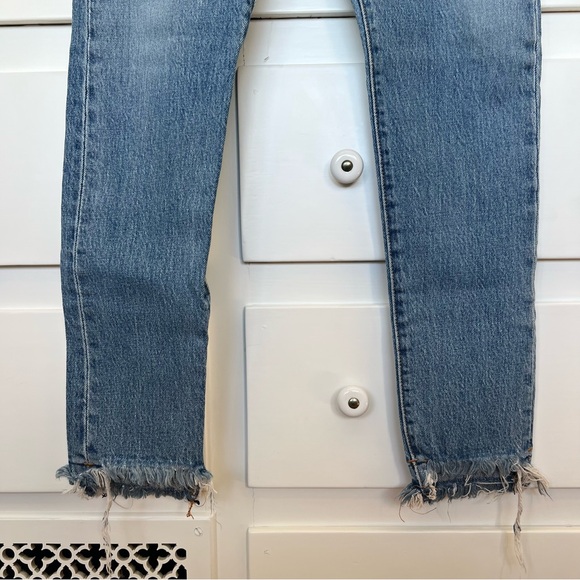 Levi’s 501 Skinny - Picture 3 of 9